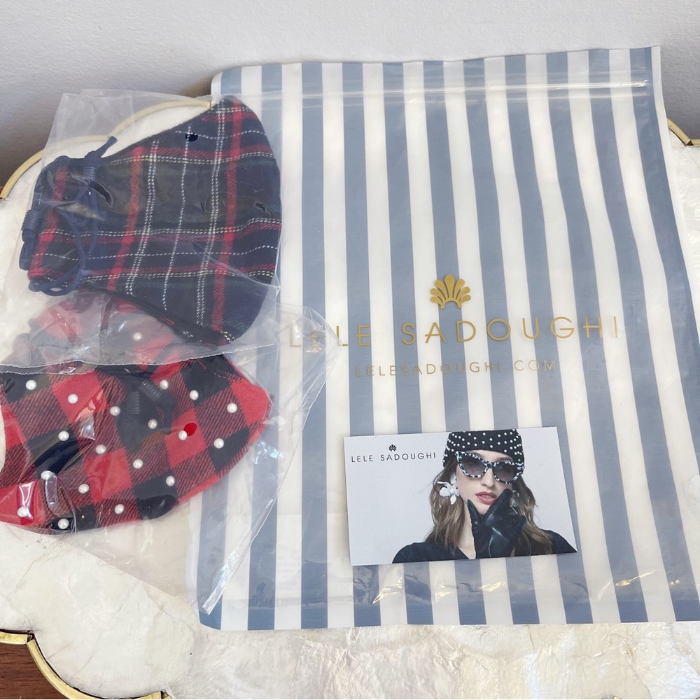 Lele Sadoughi Buffalo Check Faux Pearl & Tartan Plaid Holiday Face Mask NEW - Picture 4 of 10